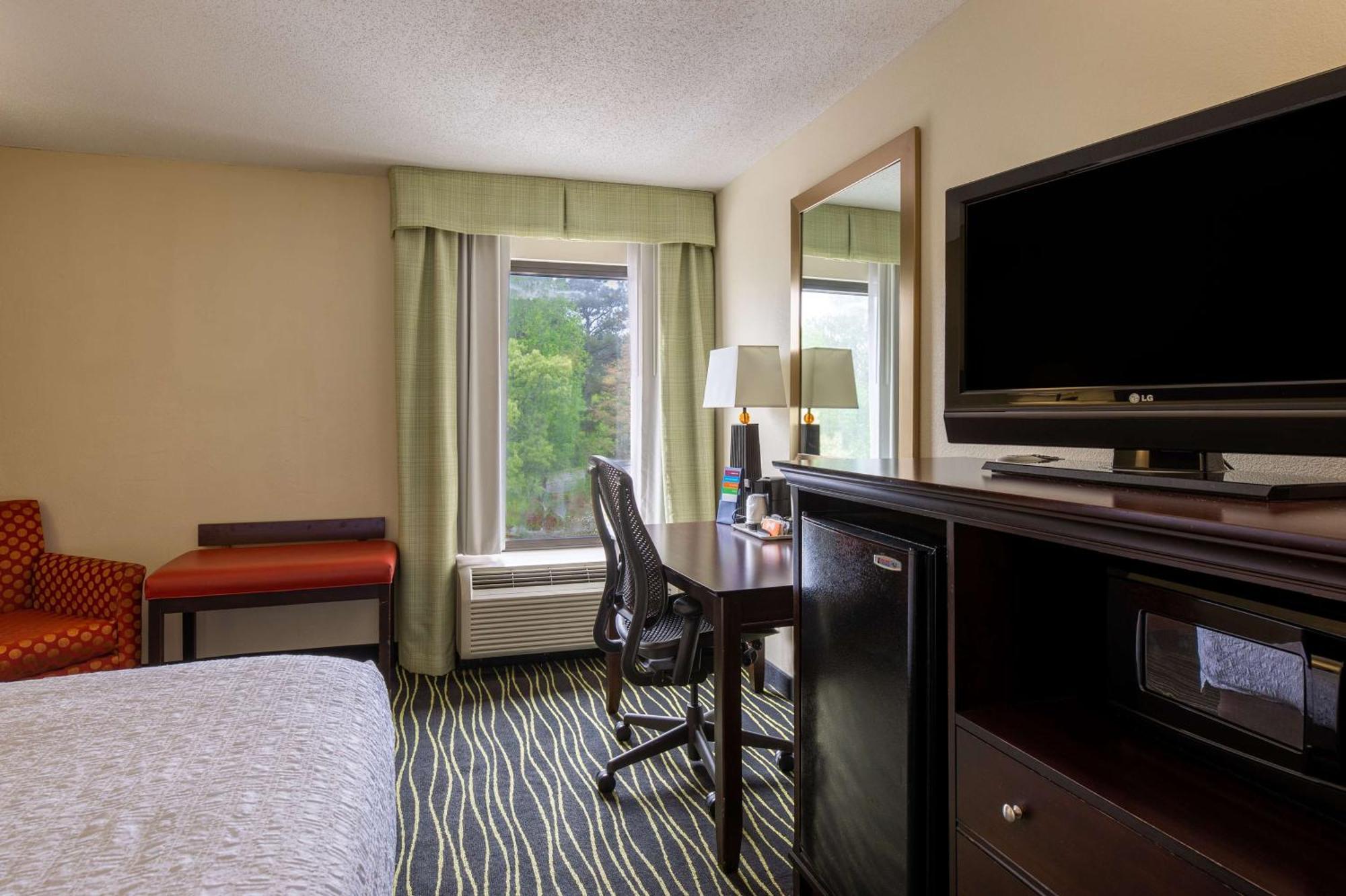 Hampton Inn Columbia I-26/Harbison Blvd Exterior foto